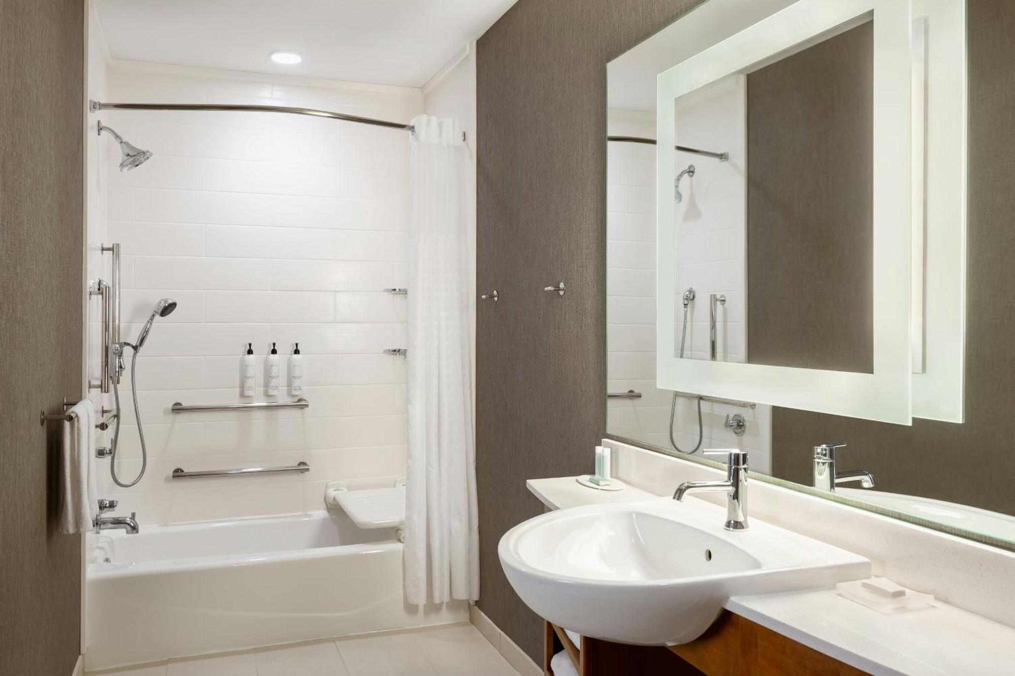Springhill Suites By Marriott Los Angeles Burbank/Downtown מראה חיצוני תמונה