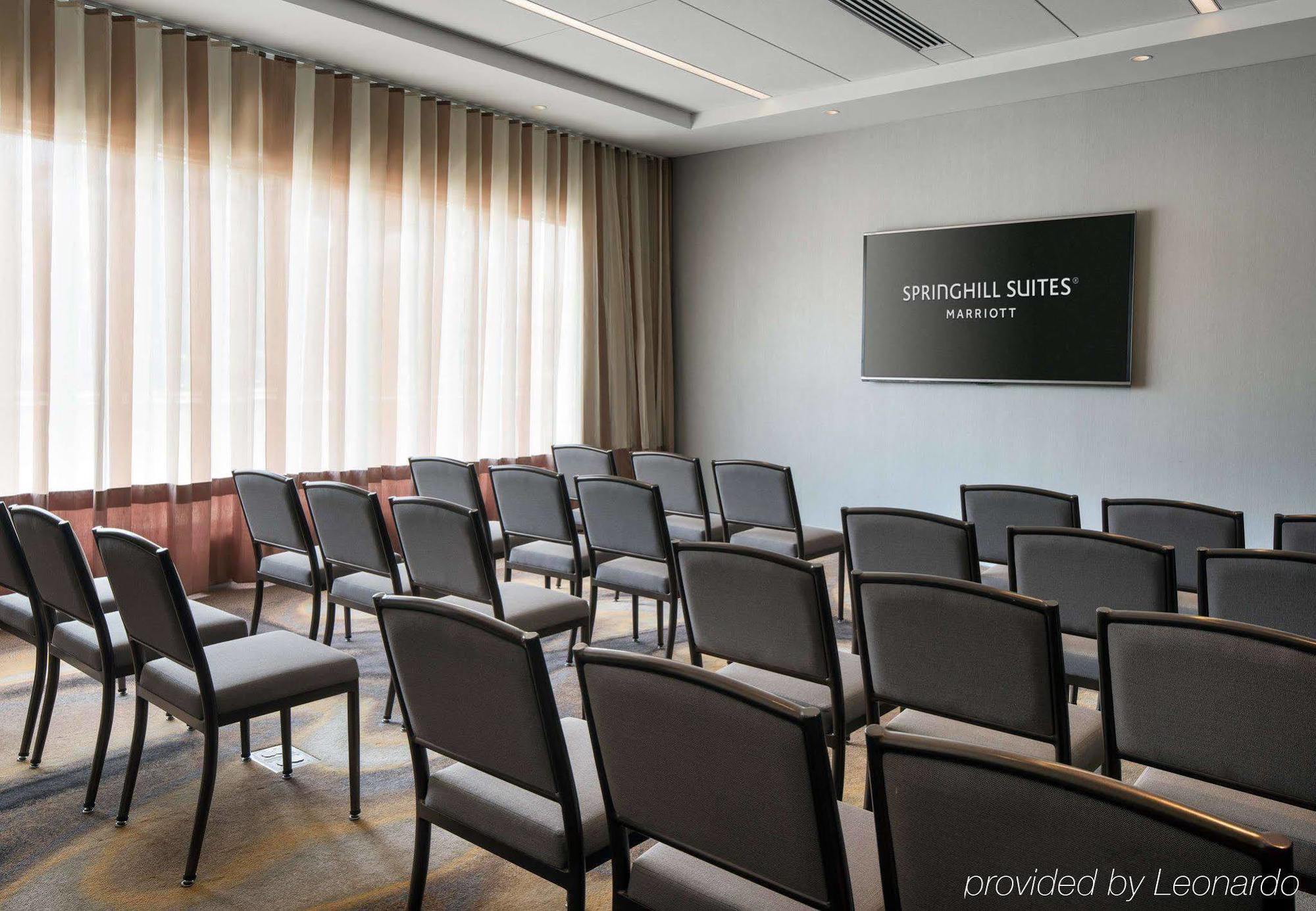 Springhill Suites By Marriott Los Angeles Burbank/Downtown מראה חיצוני תמונה